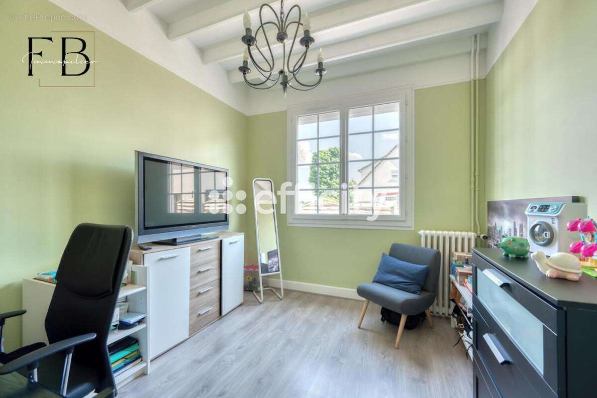 Maison à BOUFFEMONT