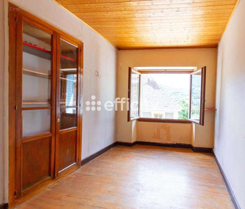 Maison à SAINT-FIRMIN