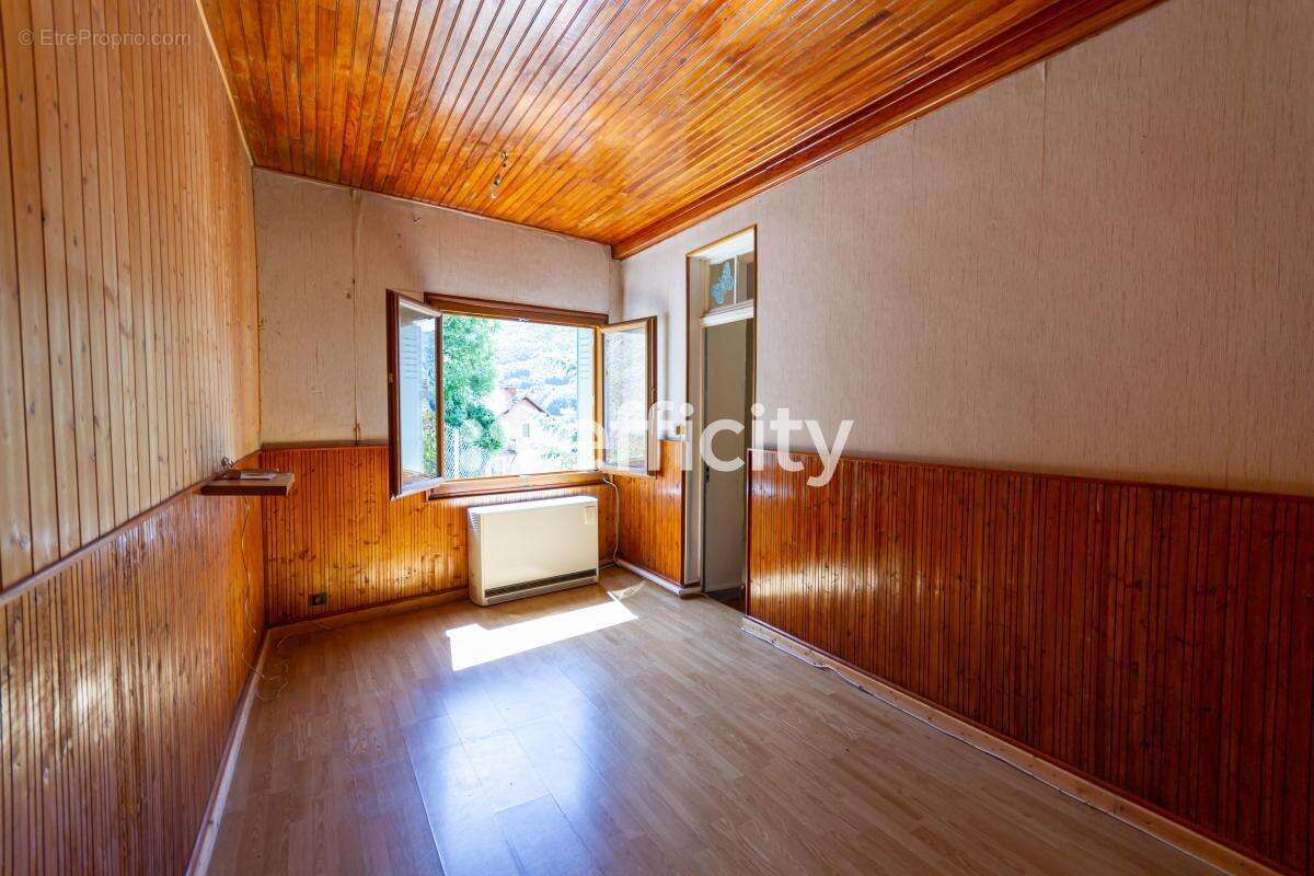 Maison à SAINT-FIRMIN