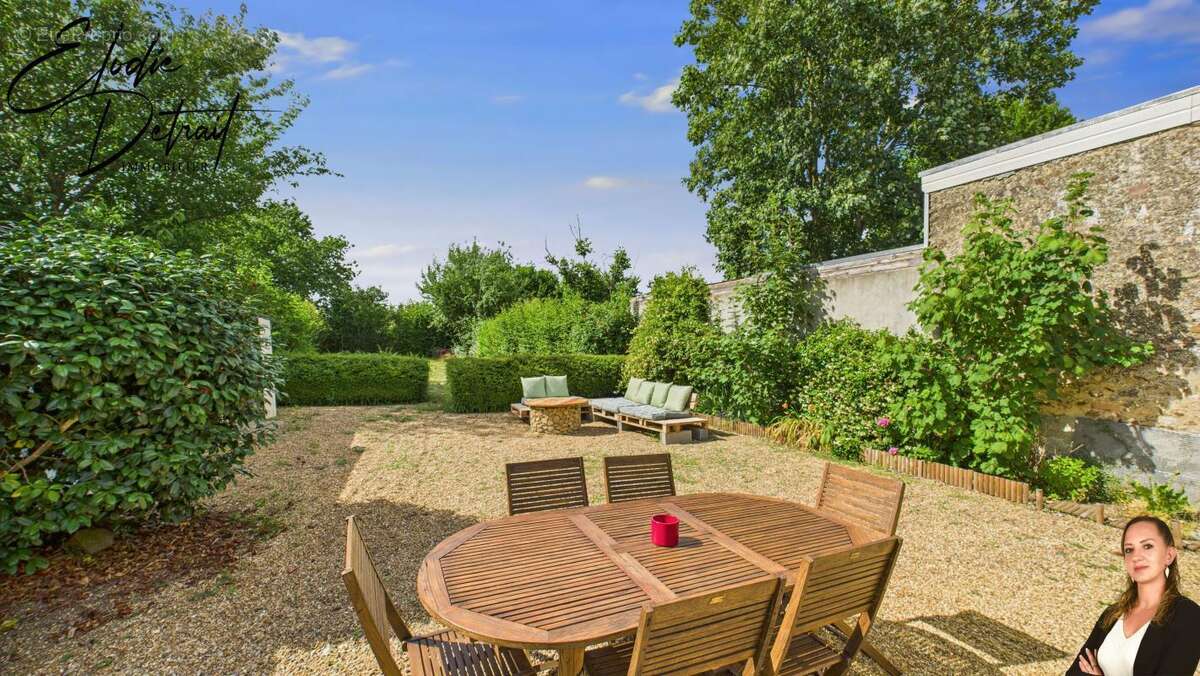 Maison à SAINTE-JAMME-SUR-SARTHE