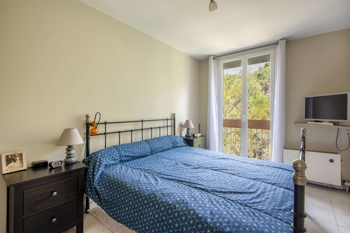 Appartement à MARSEILLE-14E