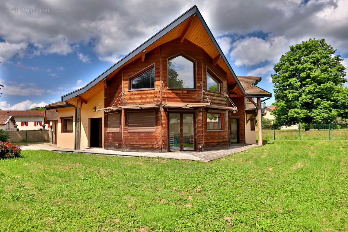 Maison à OYTIER-SAINT-OBLAS