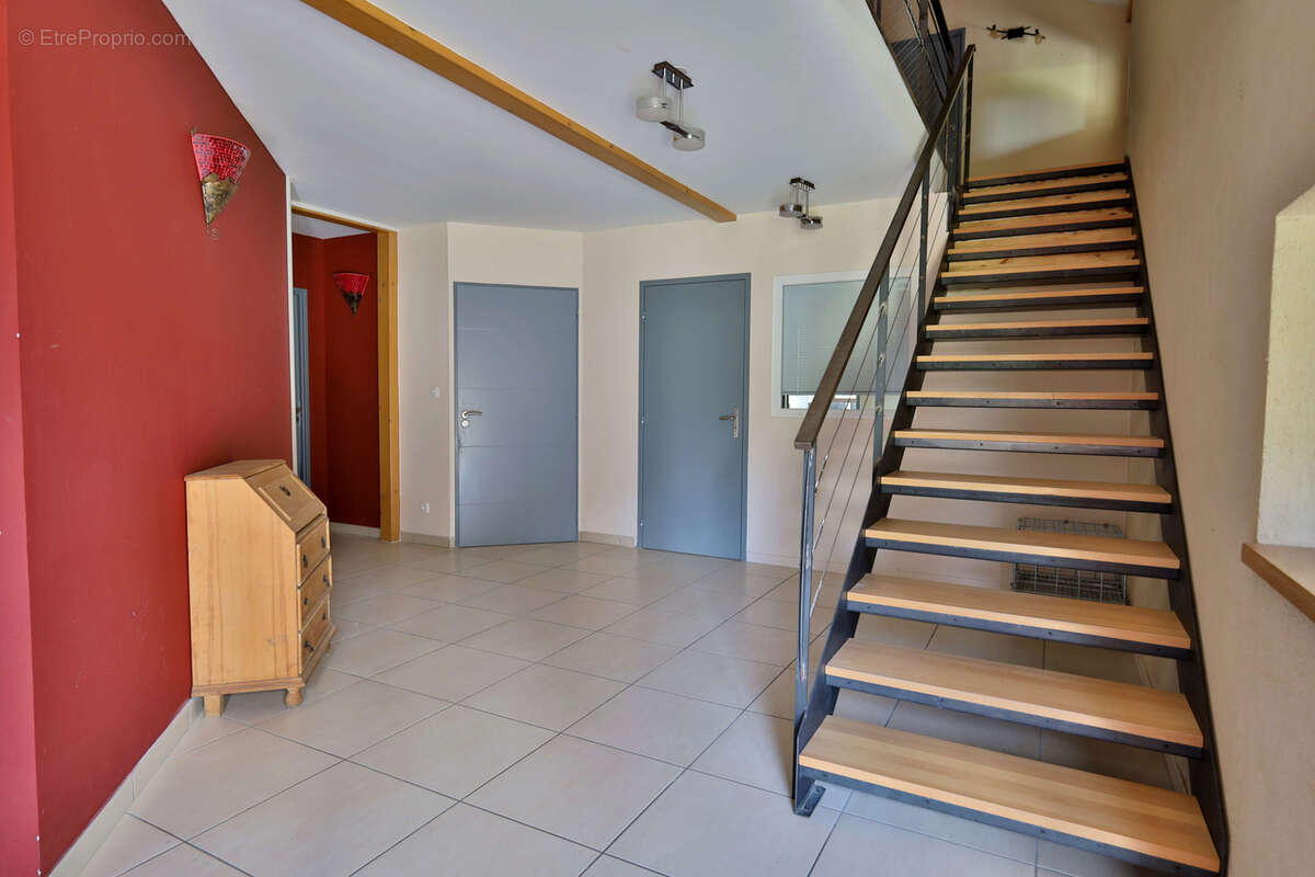 Maison à OYTIER-SAINT-OBLAS