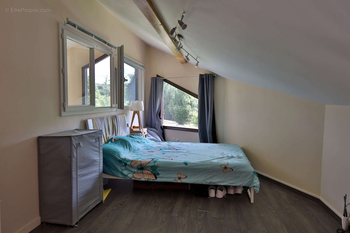 Maison à OYTIER-SAINT-OBLAS