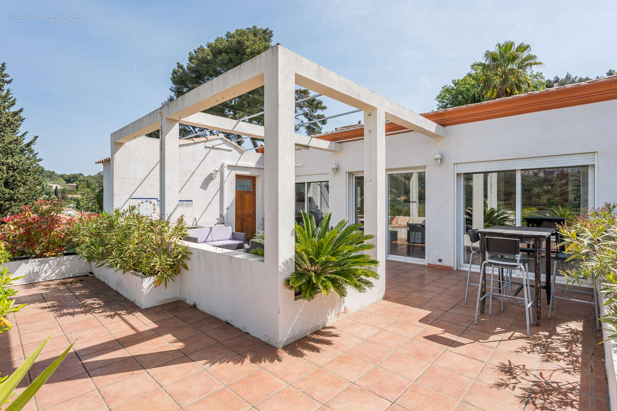 Maison à ROQUEVAIRE