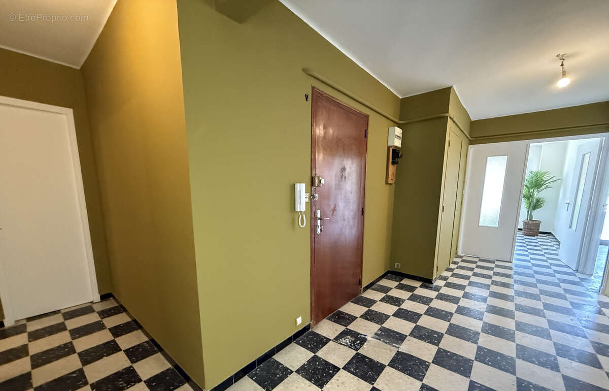 Appartement à TOULON