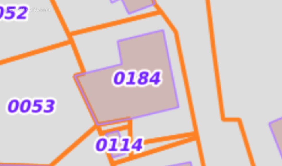 Maison à SAINT-PIERRE-ROCHE