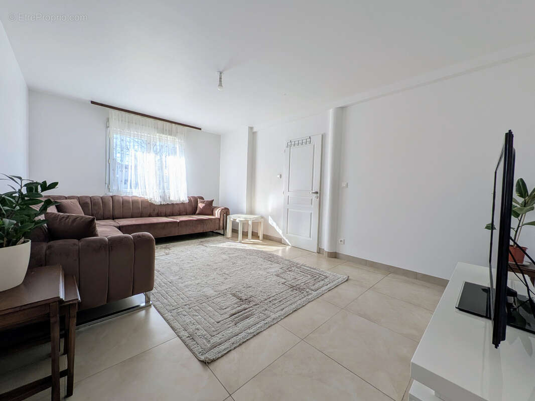 Maison à LANEUVEVILLE-DEVANT-NANCY