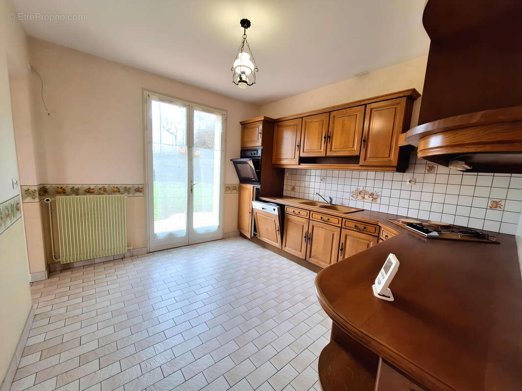 Maison à SAINTE-GEMMES-D&#039;ANDIGNE