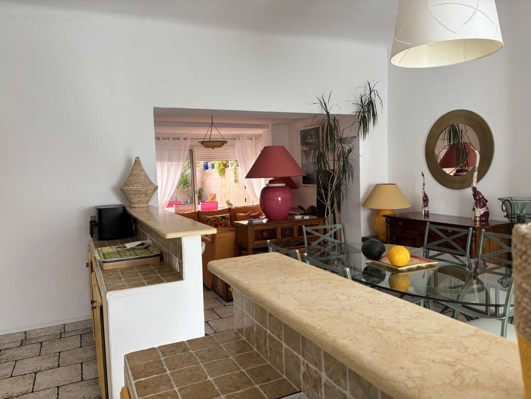 Maison à MARSEILLE-8E