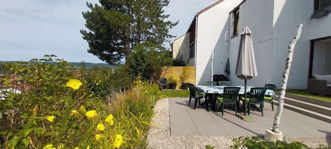 Maison à PONTARLIER