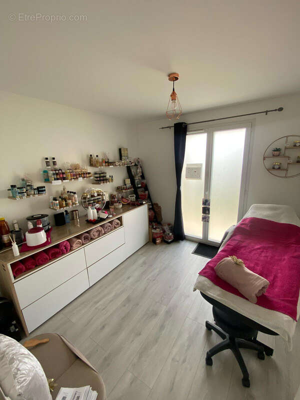 Maison à D&#039;HUISON-LONGUEVILLE