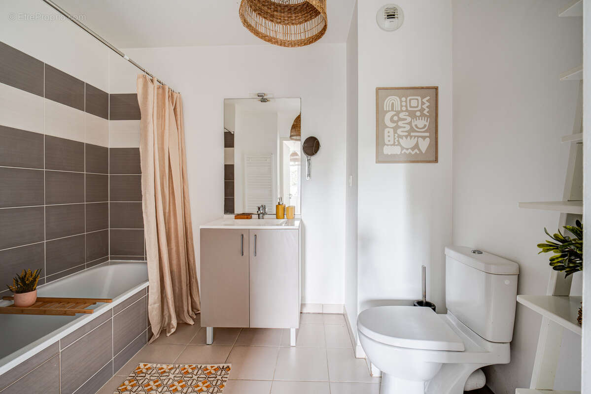 Appartement à SAINT-ORENS-DE-GAMEVILLE