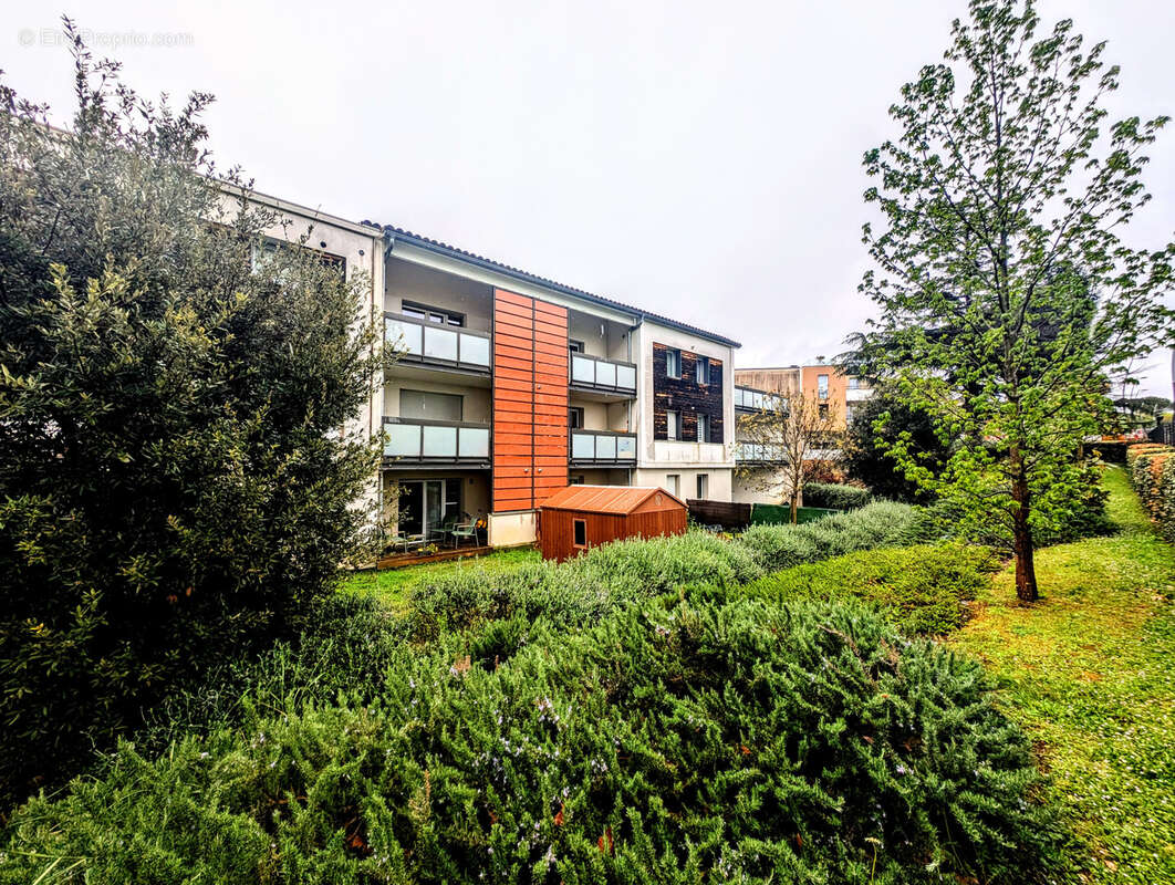 Appartement à SAINT-ORENS-DE-GAMEVILLE