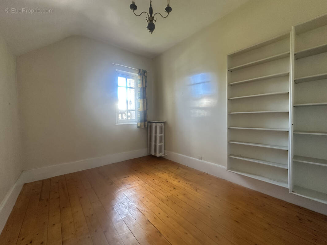 Maison à MALESHERBES