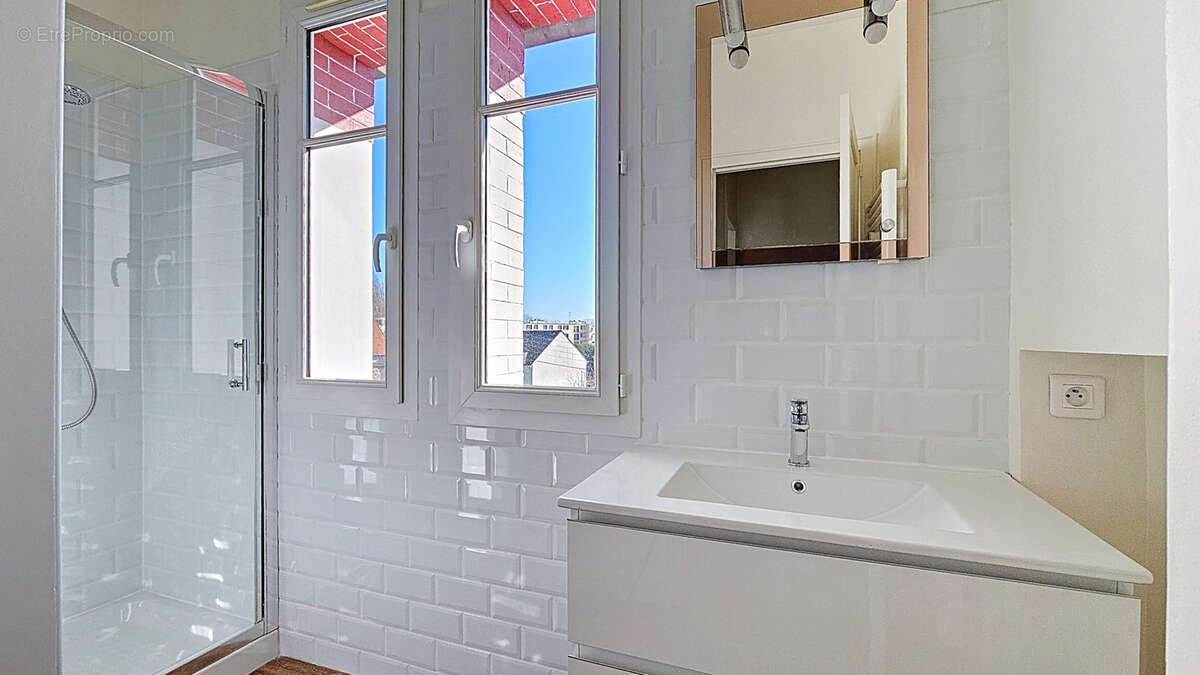 Maison à BROU-SUR-CHANTEREINE