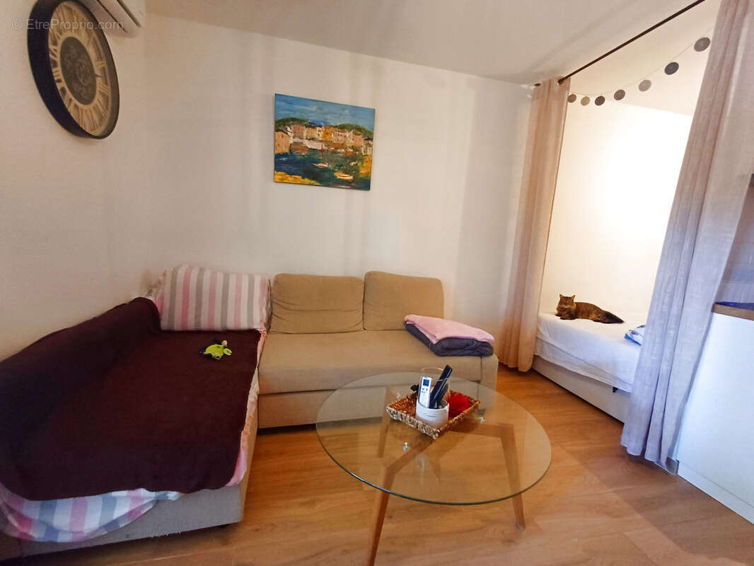 Appartement à HYERES
