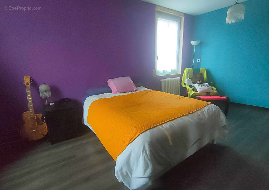 Maison à CREVANT-LAVEINE