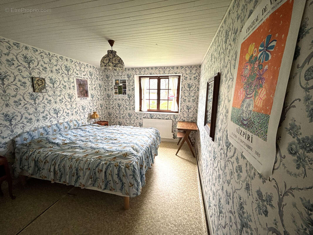 Maison à EGLISENEUVE-D&#039;ENTRAIGUES