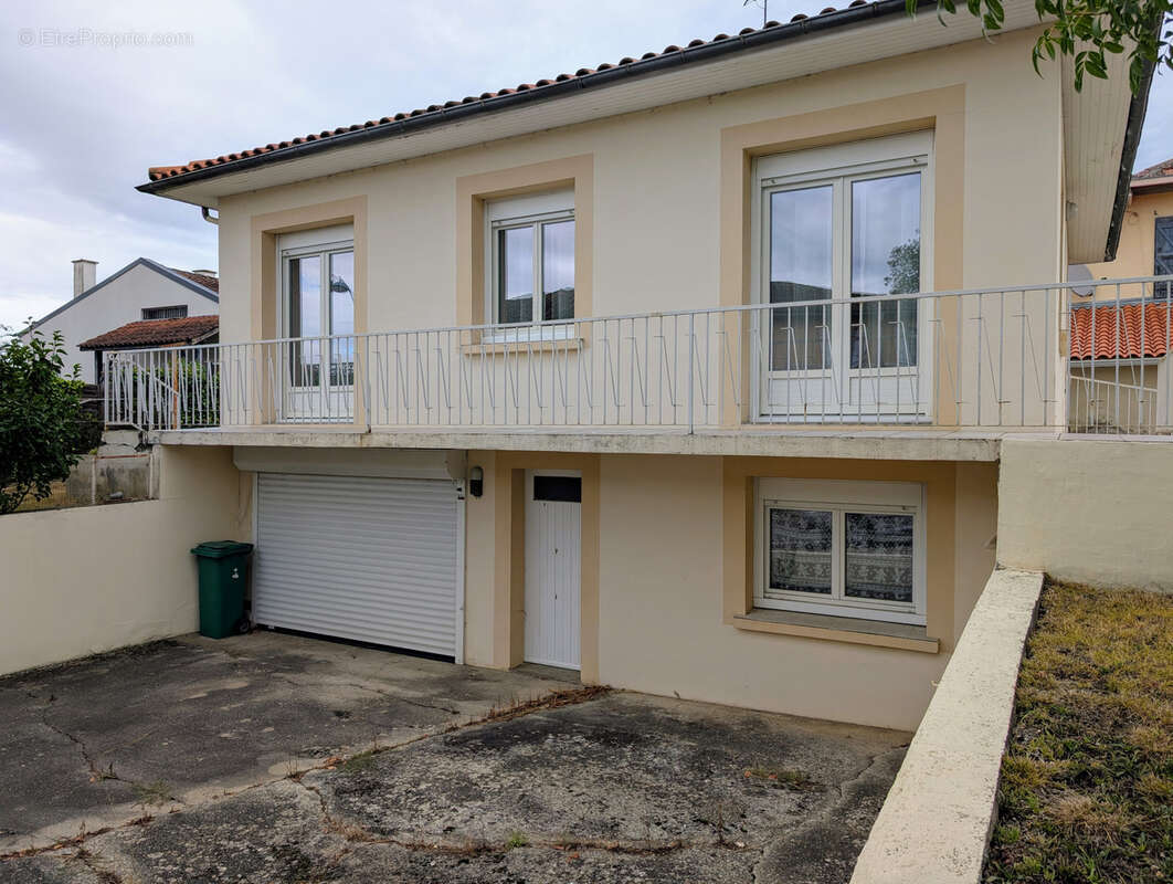 Maison à L&#039;ISLE-JOURDAIN