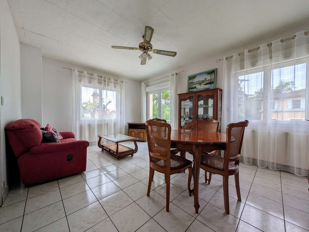 Maison à L&#039;ISLE-JOURDAIN