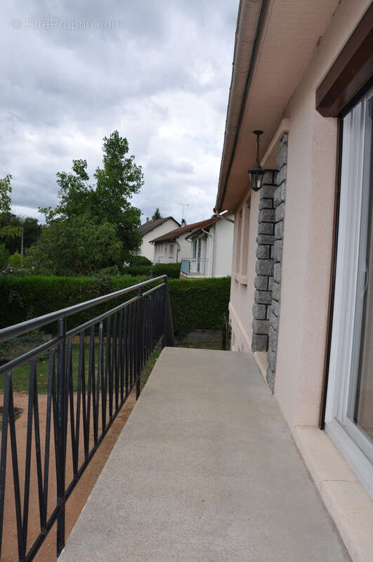 Maison à SAINT-GERMAIN-DES-FOSSES