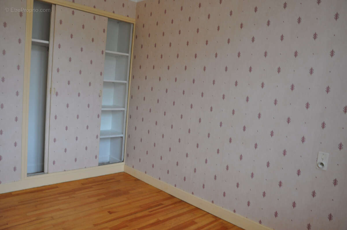 Maison à SAINT-GERMAIN-DES-FOSSES