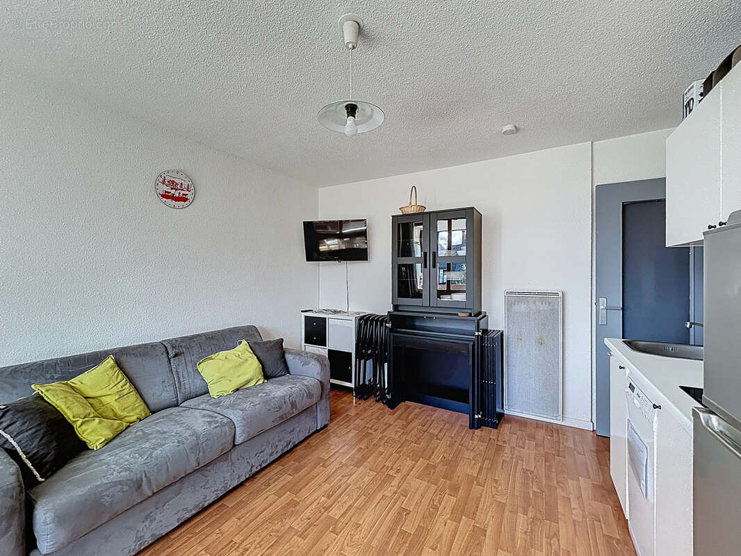 Appartement à ENCHASTRAYES