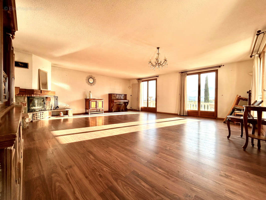 Maison à VARCES-ALLIERES-ET-RISSET