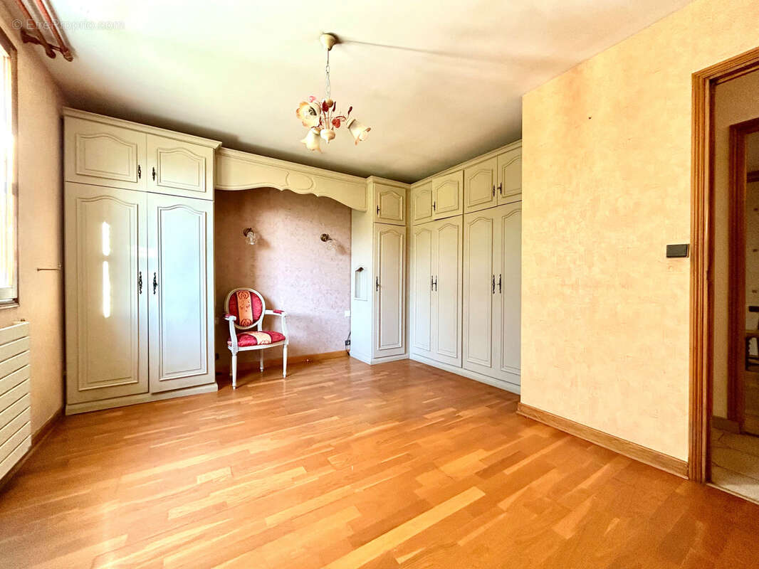 Maison à VARCES-ALLIERES-ET-RISSET