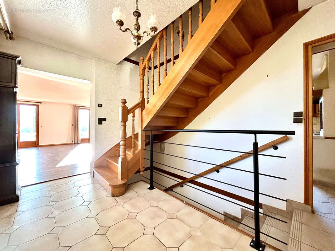 Maison à VARCES-ALLIERES-ET-RISSET