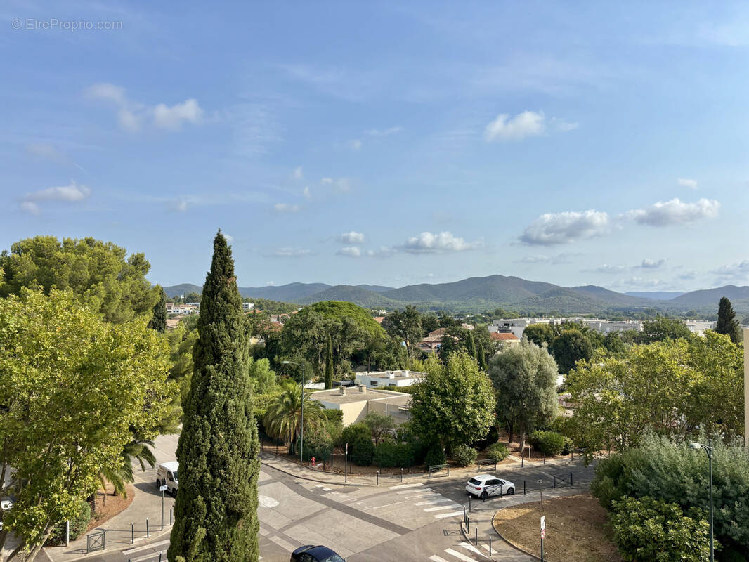 Appartement à HYERES