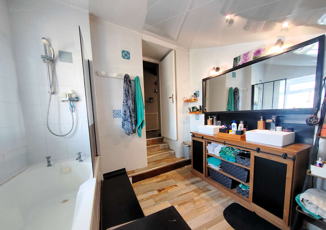 Maison à LA CHATAIGNERAIE