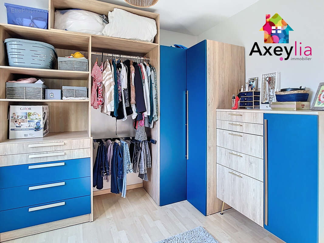 Maison à SAINT-JEAN-SAINT-MAURICE-SUR-LOIRE