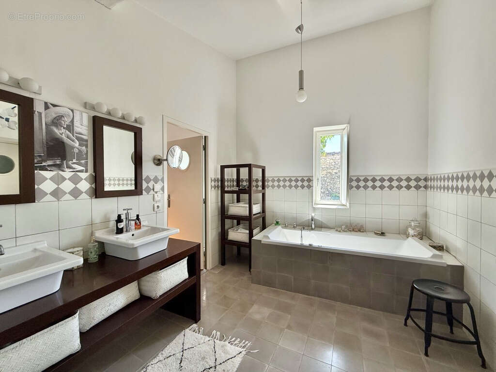 Maison à LORIOL-SUR-DROME