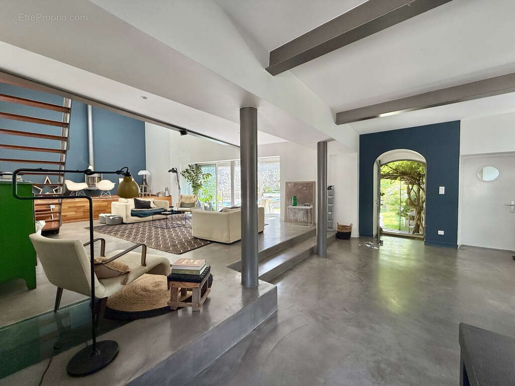 Maison à LORIOL-SUR-DROME