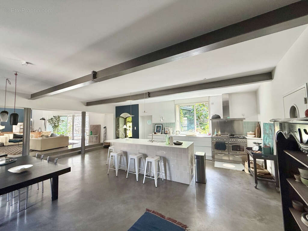 Maison à LORIOL-SUR-DROME