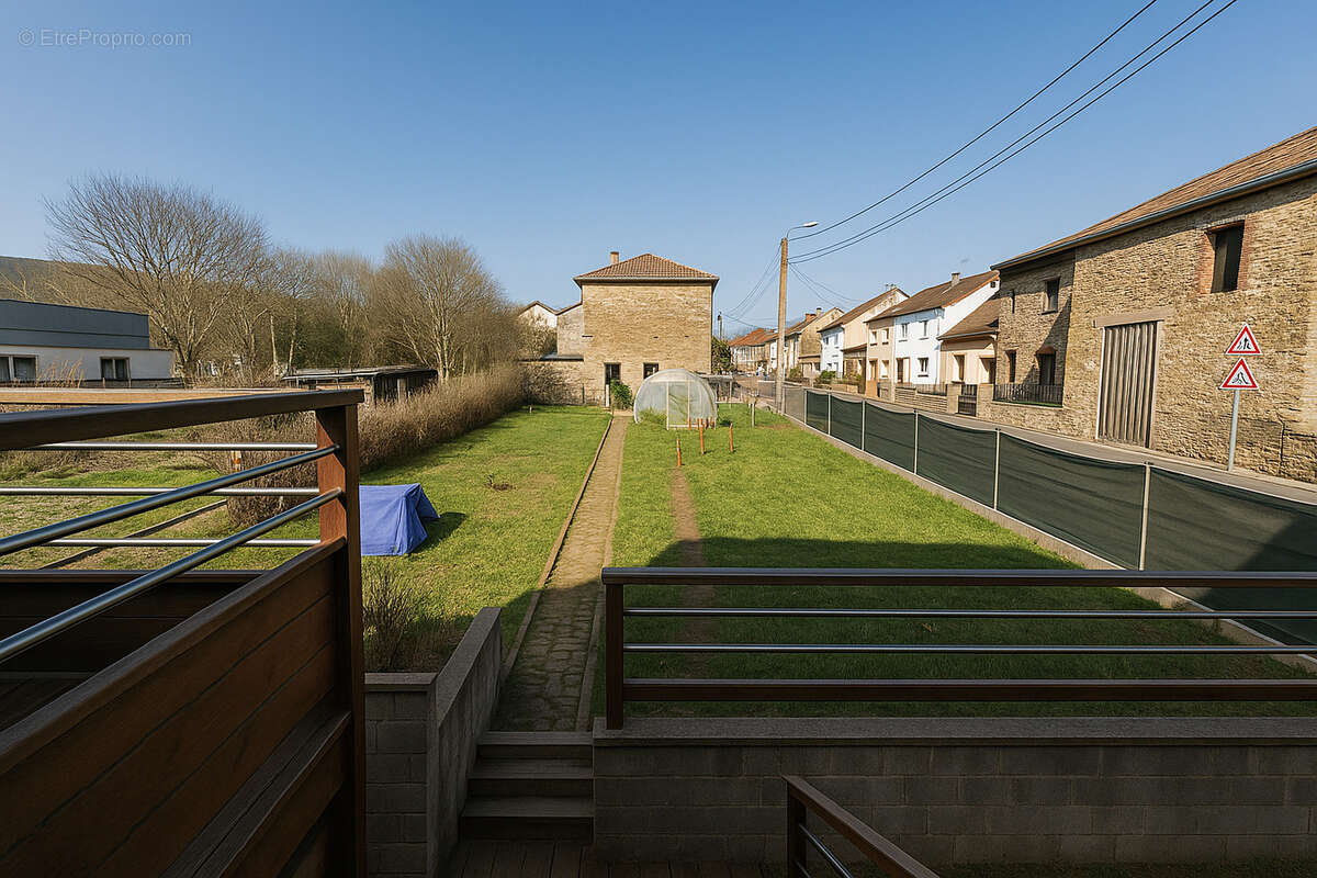 Appartement à MANOM