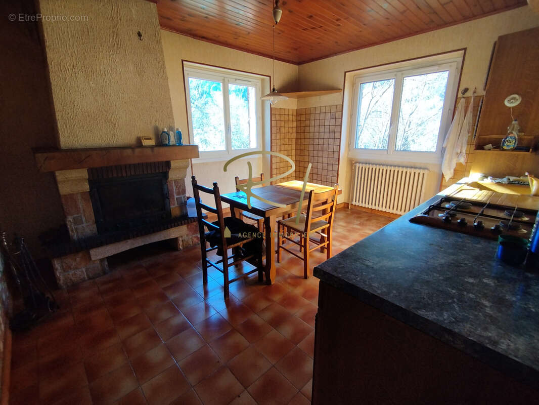 Maison à SAINT-AMBROIX