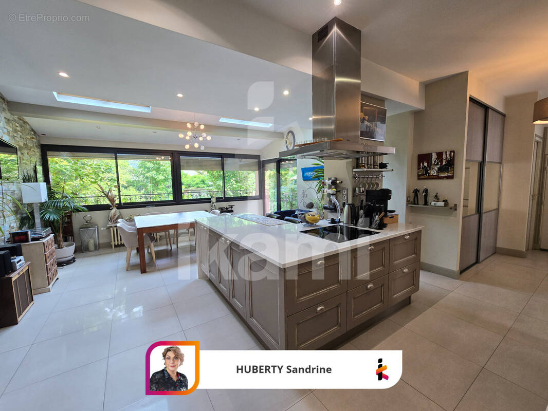 Maison à LIVRY-GARGAN