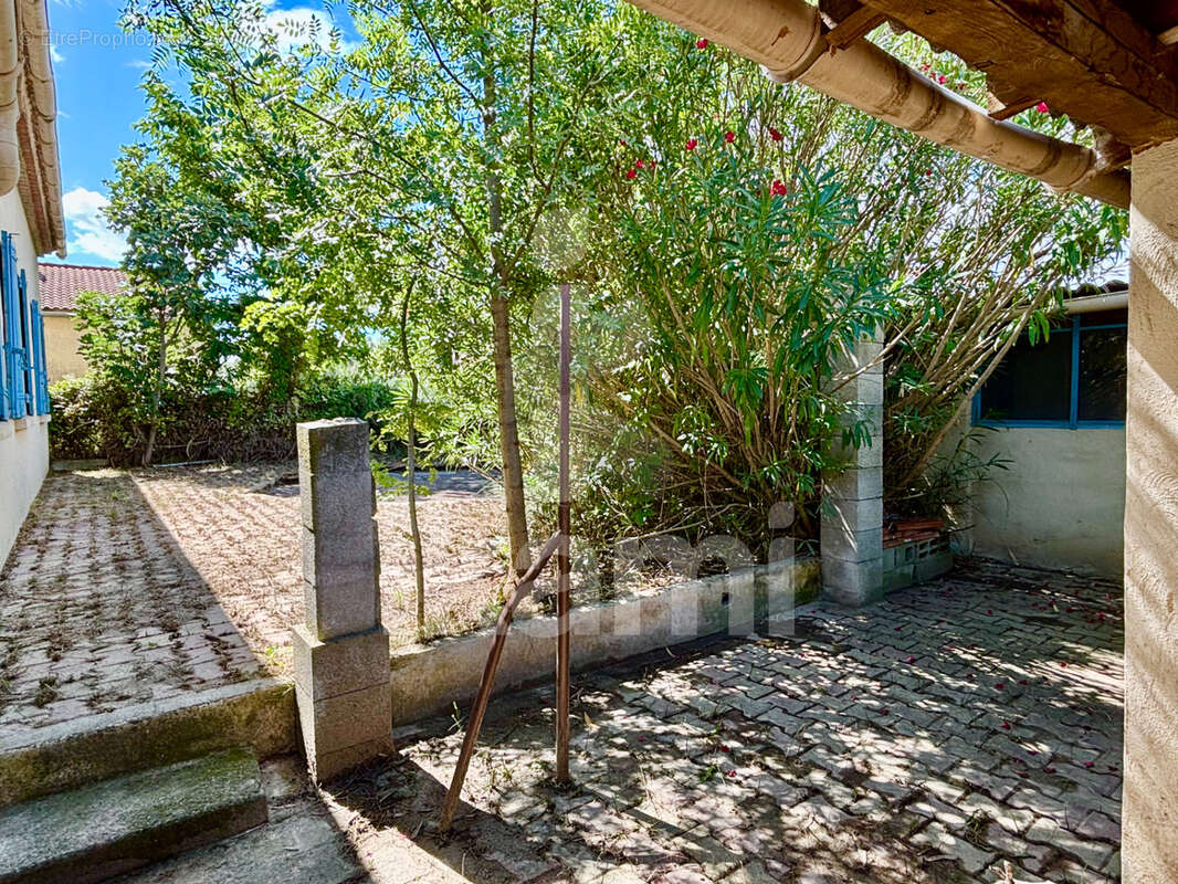 Maison à ROQUEMAURE