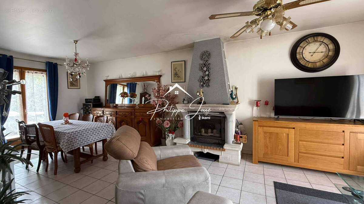 Maison à MALAY-LE-PETIT