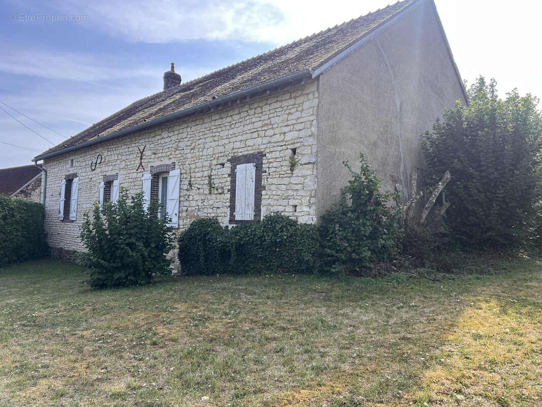 Maison à SAINT-MAURICE-LE-VIEIL