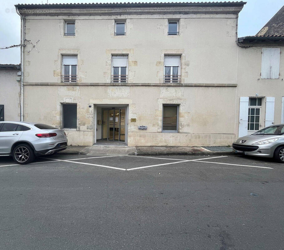 Appartement à SAINT-JEAN-D&#039;ANGELY