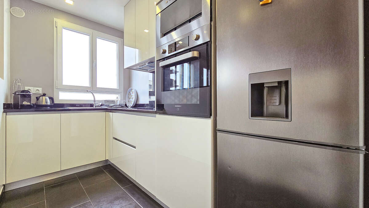 Appartement à SARTROUVILLE