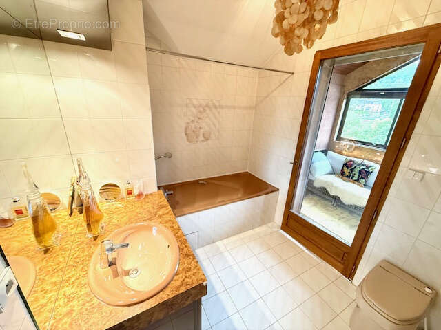 Appartement à DIVONNE-LES-BAINS