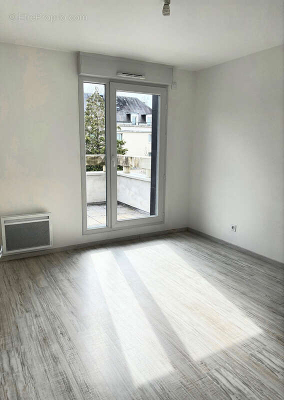 Appartement à SAINT-CYR-SUR-LOIRE