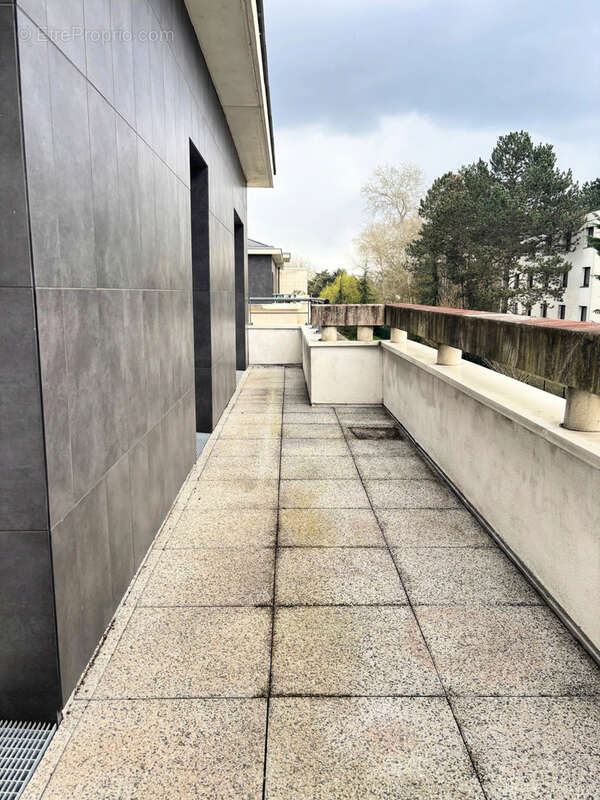 Appartement à SAINT-CYR-SUR-LOIRE