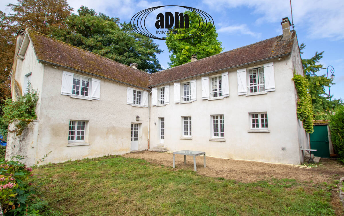 Maison à COUILLY-PONT-AUX-DAMES