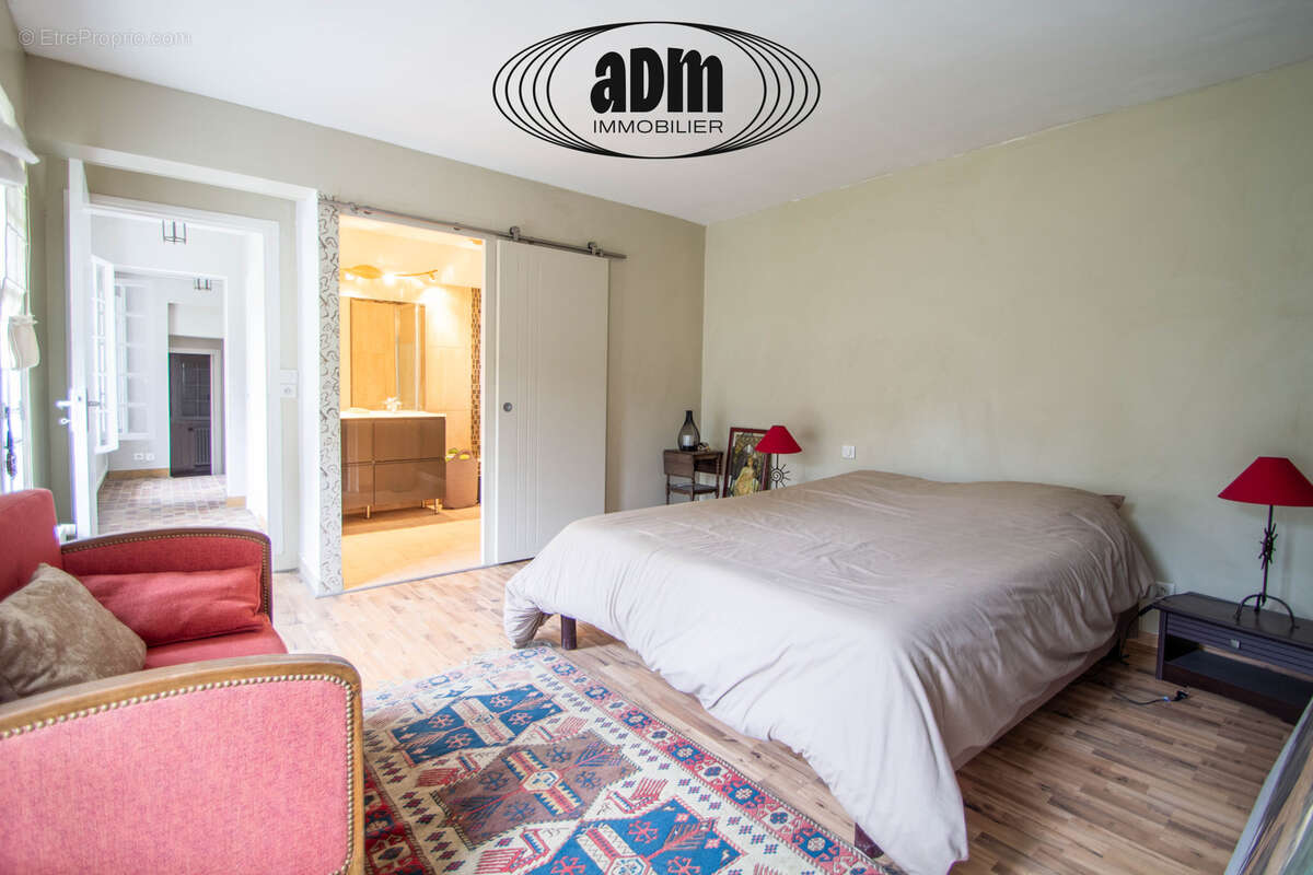 Maison à COUILLY-PONT-AUX-DAMES